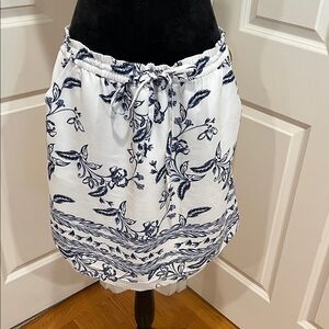 ST. TROPEZ WEST, woman’s, floral embroidered, tie waist, skirt. Size large.